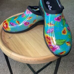 Sloggers Women’s Garden Clog Waterproof Shoes